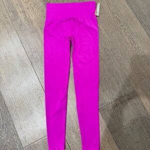 Brand new skims leggins Medium